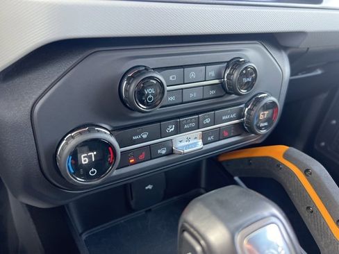 Certified 2023 Ford Bronco Badlands w/ Sasquatch Package image 14