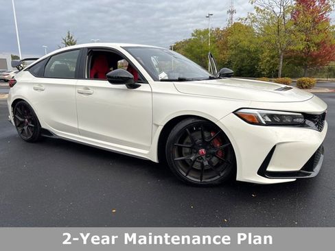Used 2023 Honda Civic Type R image 1