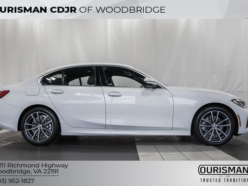 Used 2019 BMW 330i Sedan w/ Driving Assistance Package image 3