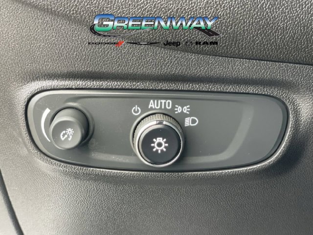 Used 2024 Chevrolet Equinox RS FWD image 24