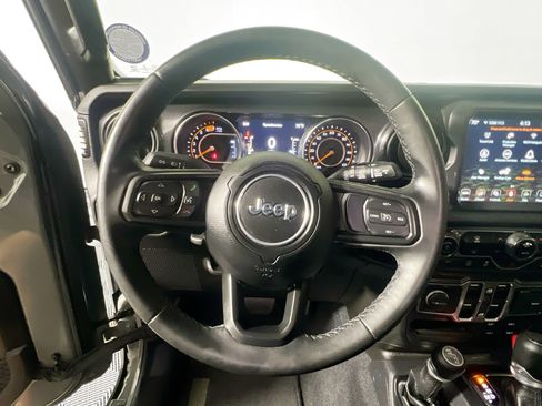 Used 2021 Jeep Wrangler Unlimited Sport image 17