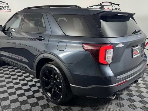 Used 2023 Ford Explorer ST-Line w/ Class IV Trailer Tow Package AWD/4WD image 4