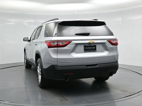 Used 2021 Chevrolet Traverse LT image 29