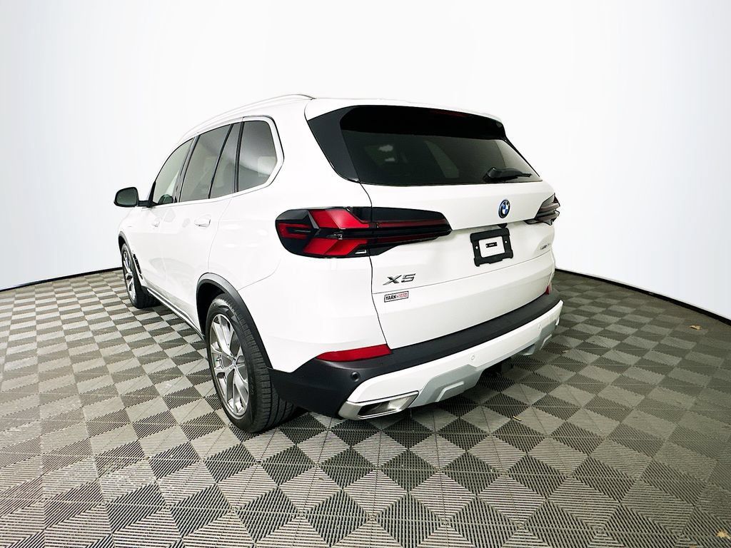 Used 2026 BMW X5 xDrive50e AWD/4WD image 6