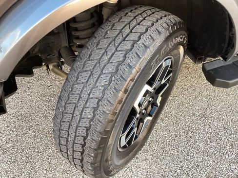 Used 2022 Ford Bronco Outer Banks image 19