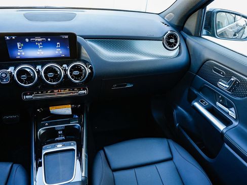 New 2026 Mercedes-Benz GLA 250 image 15