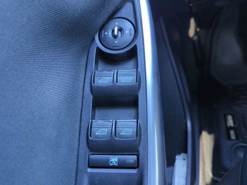 Used 2013 Ford Focus ST FWD image 22