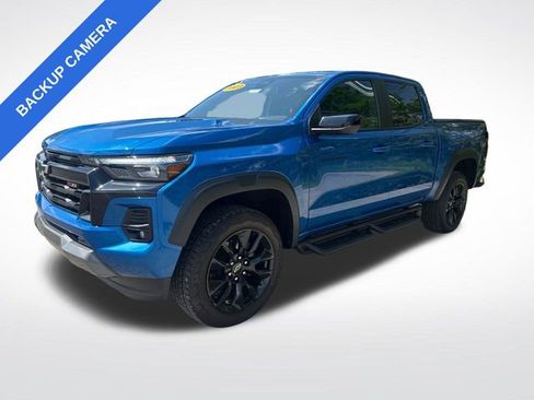 Used 2023 Chevrolet Colorado Z71 w/ Z71 Convenience Package 2 AWD/4WD image 8