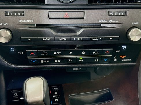 Used 2022 Lexus RX 350 AWD w/ Premium Package image 17