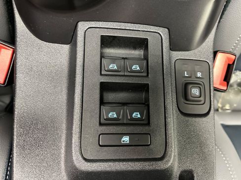 Certified 2024 Ford Bronco Outer Banks AWD/4WD image 8