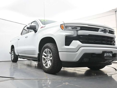 Used 2022 Chevrolet Silverado 1500 RST AWD/4WD image 18