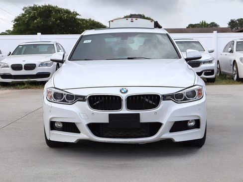 Used 2015 BMW 328i xDrive Sedan AWD/4WD image 2