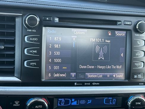 Certified 2019 Toyota Highlander XLE image 19