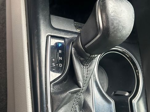 Used 2018 Toyota Camry SE image 35