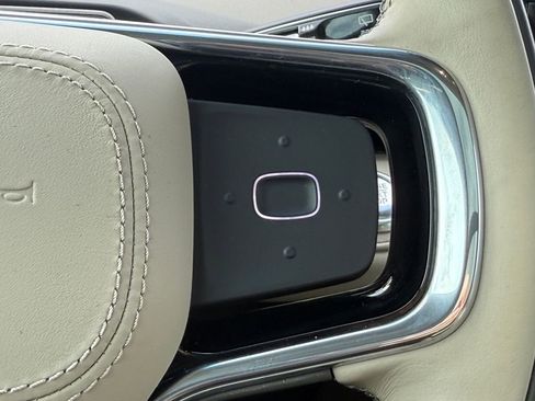 Used 2024 Lincoln Nautilus Reserve w/ Equipment Group 202A image 18