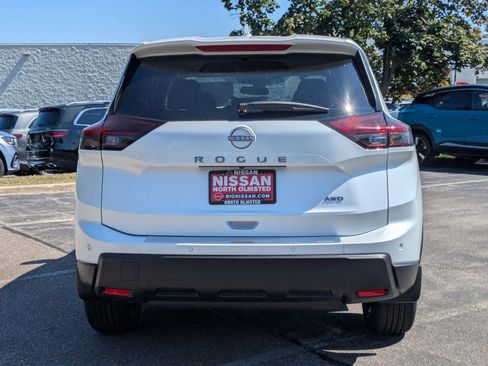 New 2026 Nissan Rogue SV w/ Cold Weather Package image 7