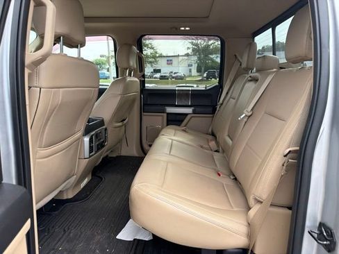 Used 2018 Ford F250 Lariat w/ Lariat Ultimate Package AWD/4WD image 5