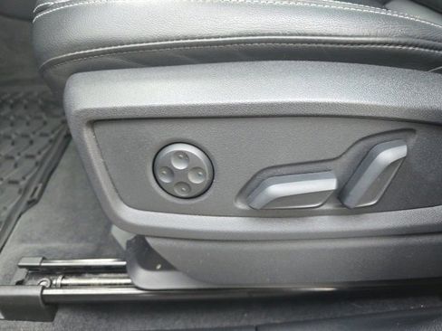 Used 2023 Audi Q5 2.0T Premium Plus w/ Premium Plus Package image 16