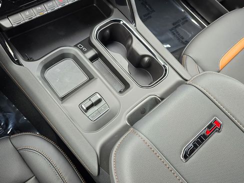 New 2026 GMC Sierra 2500 AT4 w/ AT4 Premium Plus Package AWD/4WD image 24