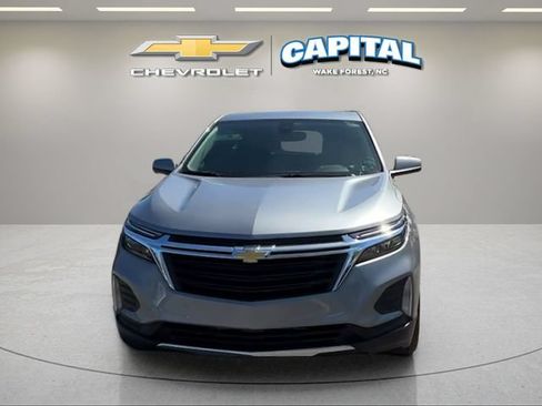 Used 2024 Chevrolet Equinox LT FWD image 9