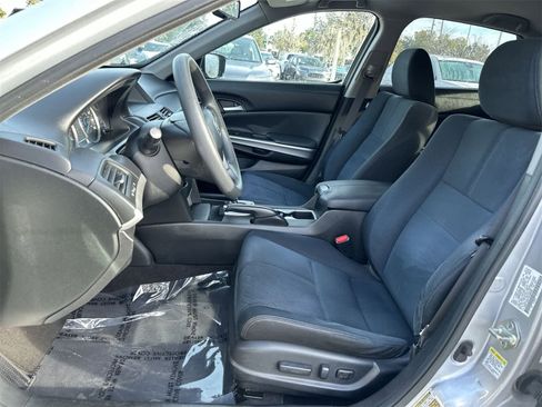 Used 2013 Honda Crosstour EX image 13