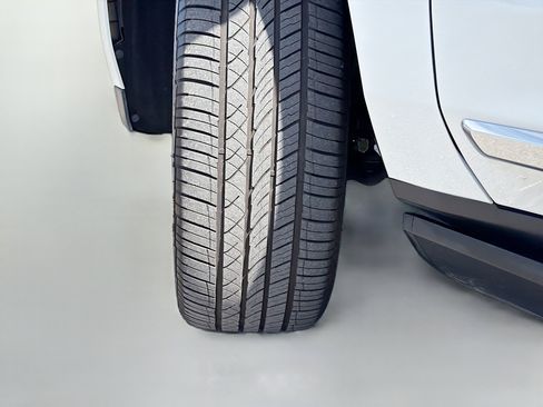 Used 2022 GMC Yukon Denali AWD/4WD image 46