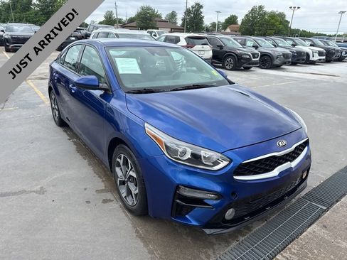 Used 2019 Kia Forte LXS FWD image 3