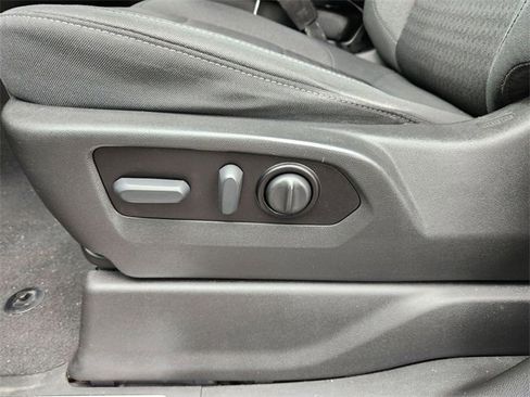 Used 2021 Chevrolet Silverado 1500 RST image 21