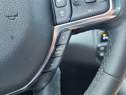 Used 2025 RAM 1500 Laramie image 23