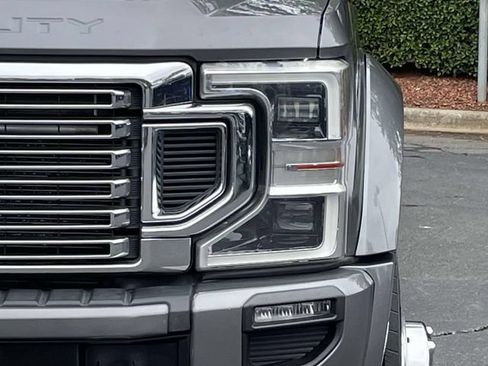 Used 2021 Ford F450 Limited w/ FX4 Off-Road Package AWD/4WD image 38