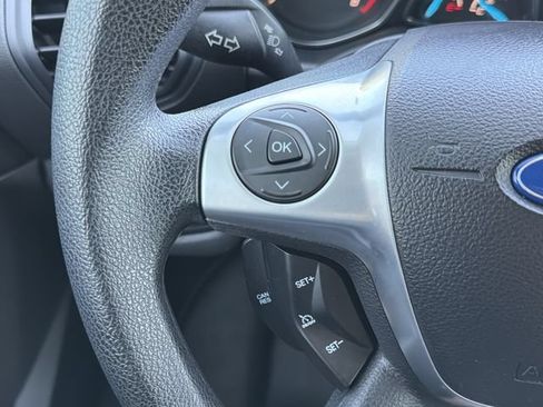 Used 2016 Ford Escape SE w/ Equipment Group 201A FWD image 21