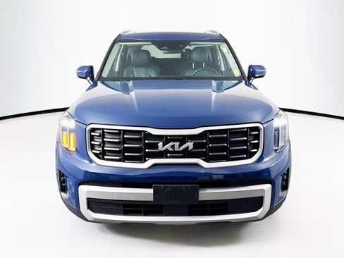 Certified 2024 Kia Telluride S w/ S Sunroof Package AWD/4WD image 2