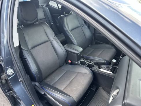 Used 2017 Toyota Corolla SE FWD image 26