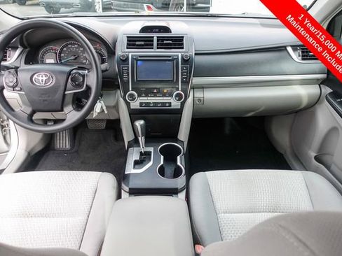 Used 2012 Toyota Camry LE image 4