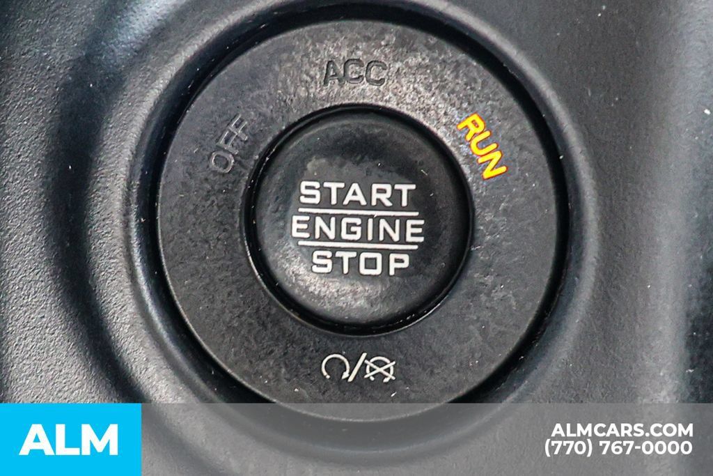Used 2021 Jeep Wrangler Unlimited Sahara w/ Uconnect 4C Nav & Sound Group AWD/4WD image 41