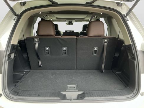 Used 2026 Honda Pilot Elite image 17