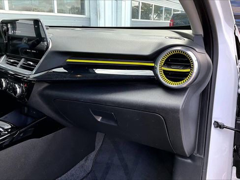 Used 2025 Chevrolet Trax ACTIV w/ Driver Confidence Package image 18