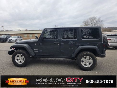 Used 2017 Jeep Wrangler Unlimited Sport w/ Quick Order Package 24S image 8