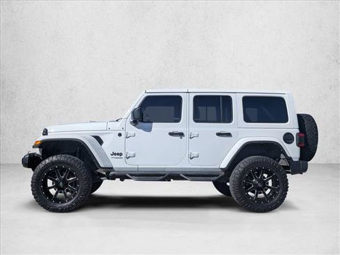Used 2021 Jeep Wrangler Unlimited Sahara image 9