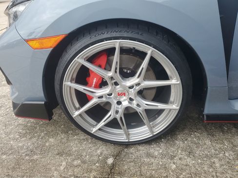 Used 2021 Honda Civic Type R image 8