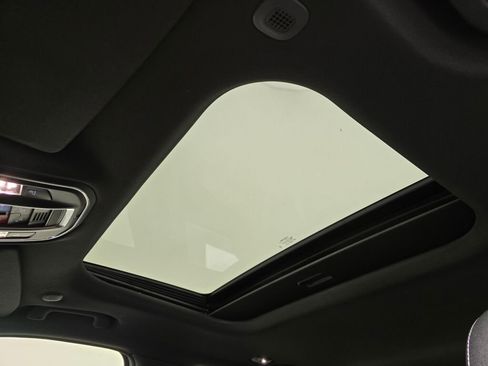 New 2025 Jeep Grand Cherokee Laredo X w/ Trailer Tow Package image 25