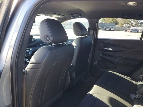 New 2026 Buick Envista Preferred FWD image 9