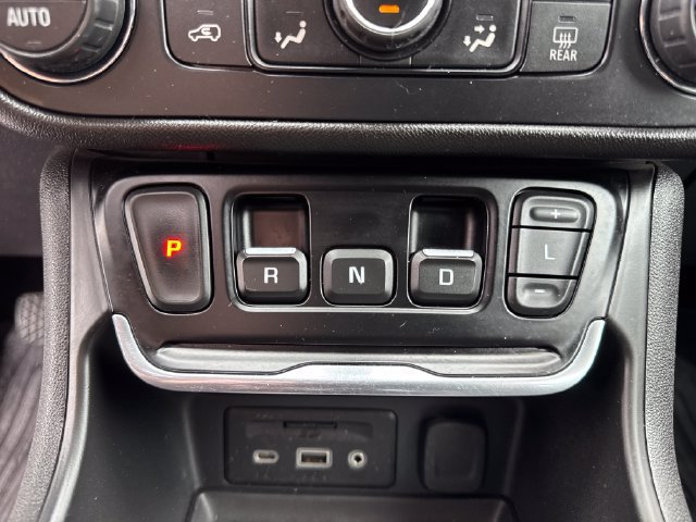 Used 2020 GMC Terrain SLE w/ Driver Convenience Package AWD/4WD image 24