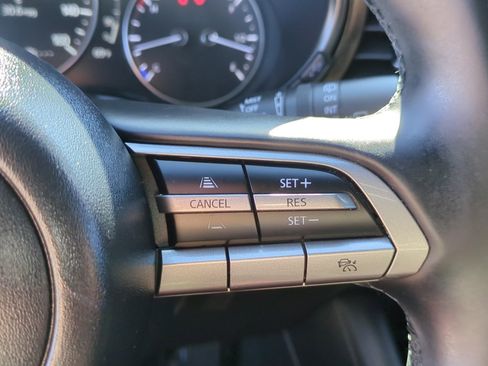 Used 2023 MAZDA MAZDA3 s image 19