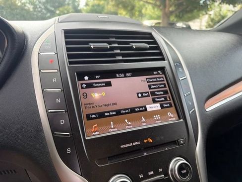 Used 2018 Lincoln MKC Reserve AWD/4WD image 26