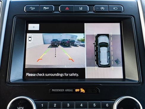 Used 2021 Ford Expedition Max Platinum AWD/4WD image 18