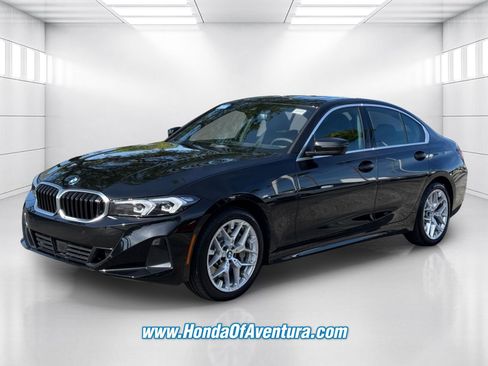 Used 2026 BMW 330i Sedan RWD image 3
