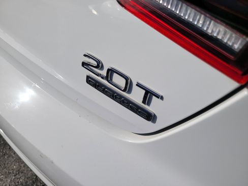 Used 2017 Audi A4 2.0T Premium Plus w/ Premium Plus Package image 10