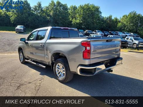 Used 2023 Chevrolet Silverado 1500 LT w/ Leather Package AWD/4WD image 3