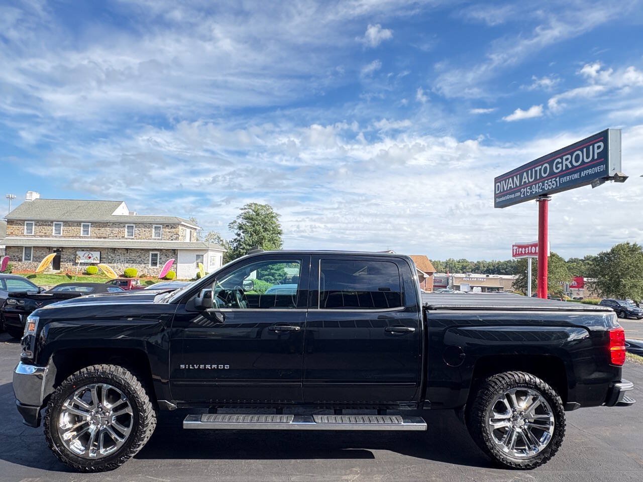 Used 2017 Chevrolet Silverado 1500 LT w/ All Star Edition RWD image 4